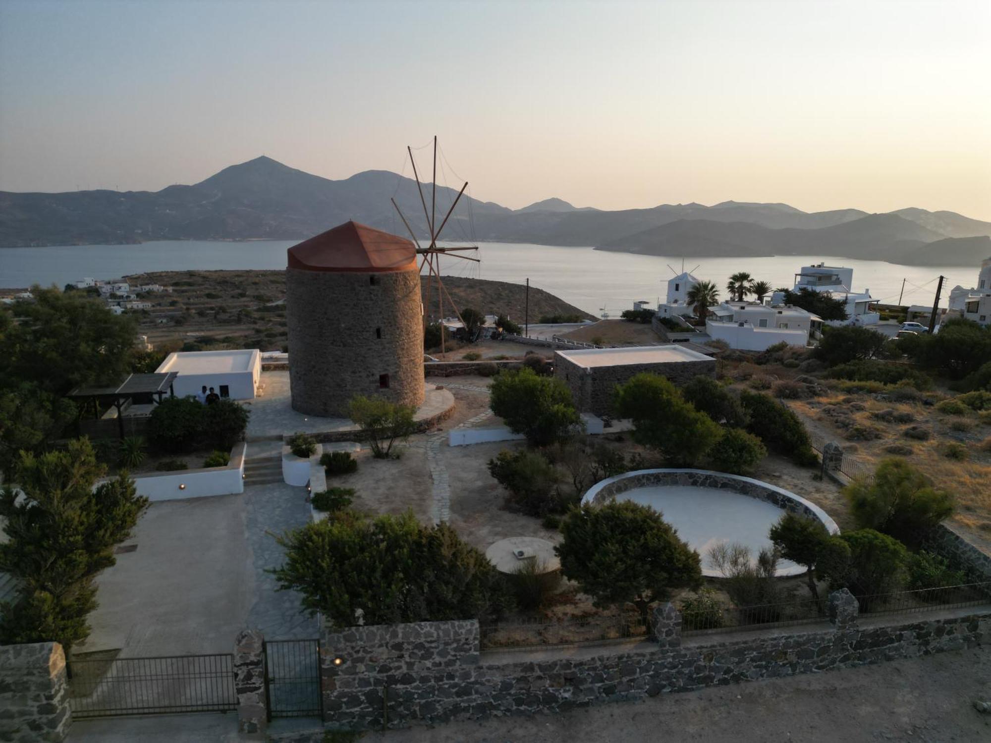 Marketos Windmill And Houses トリピティ エクステリア 写真